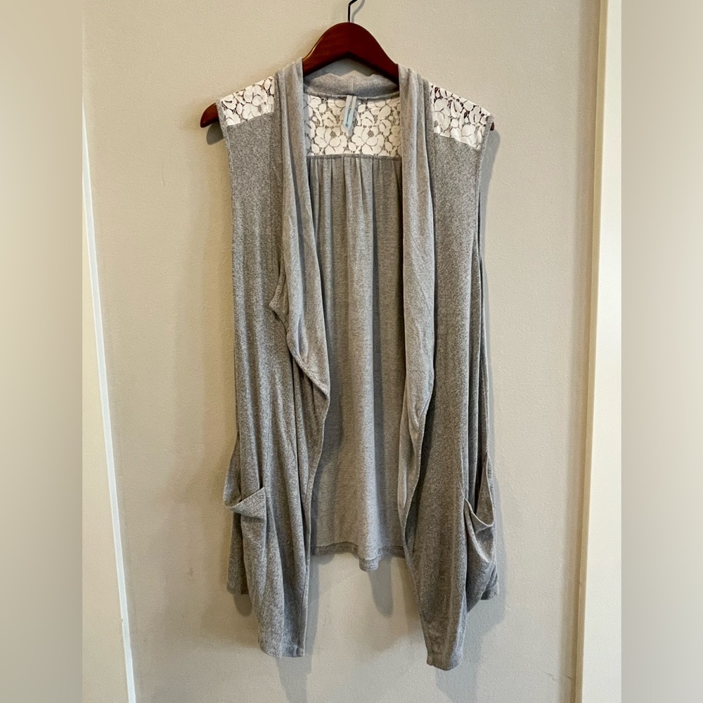 Yuni Los Angeles Knit Tunic with Lace & Pockets